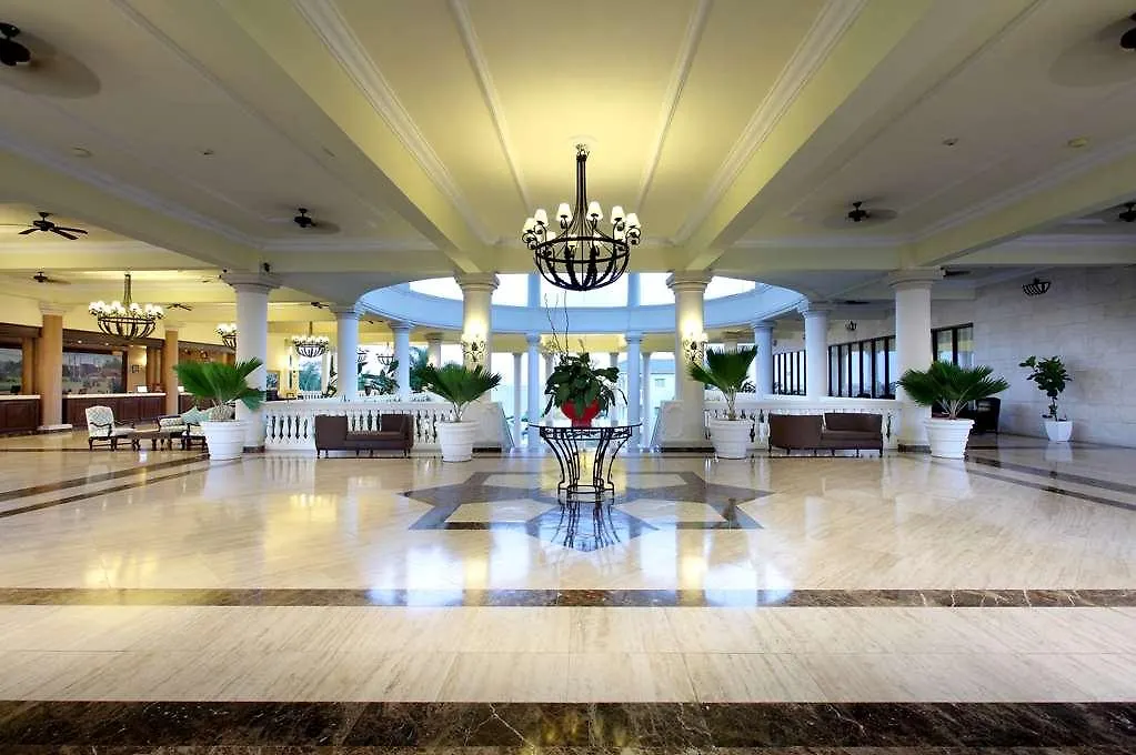 Grand Palladium Jamaica, All Inclusive Resort & Spa Montego Bay