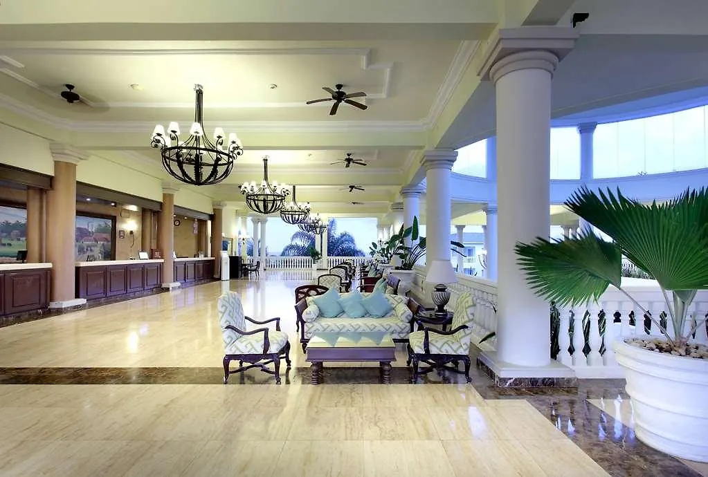 Grand Palladium Jamaica, All Inclusive Resort & Spa Montego Bay
