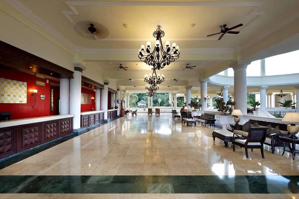 Grand Palladium Jamaica, All Inclusive Resort & Spa Montego Bay Hotel