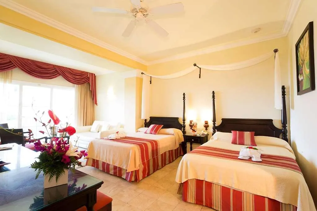Grand Palladium Jamaica, All Inclusive Resort & Spa Montego Bay Hotel