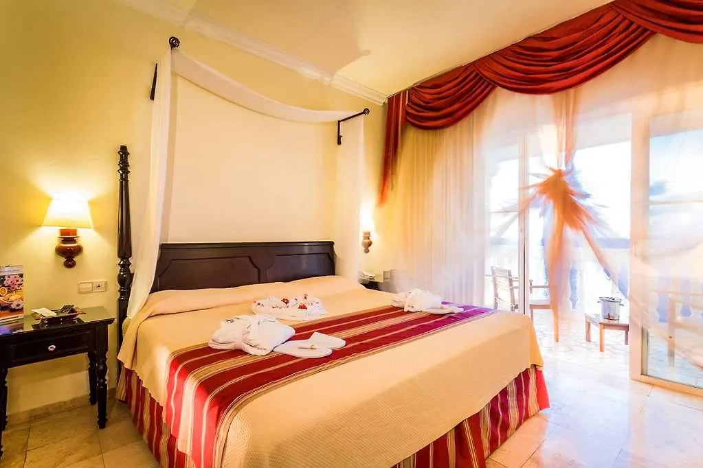 Grand Palladium Jamaica, All Inclusive Resort & Spa Montego Bay Hotel