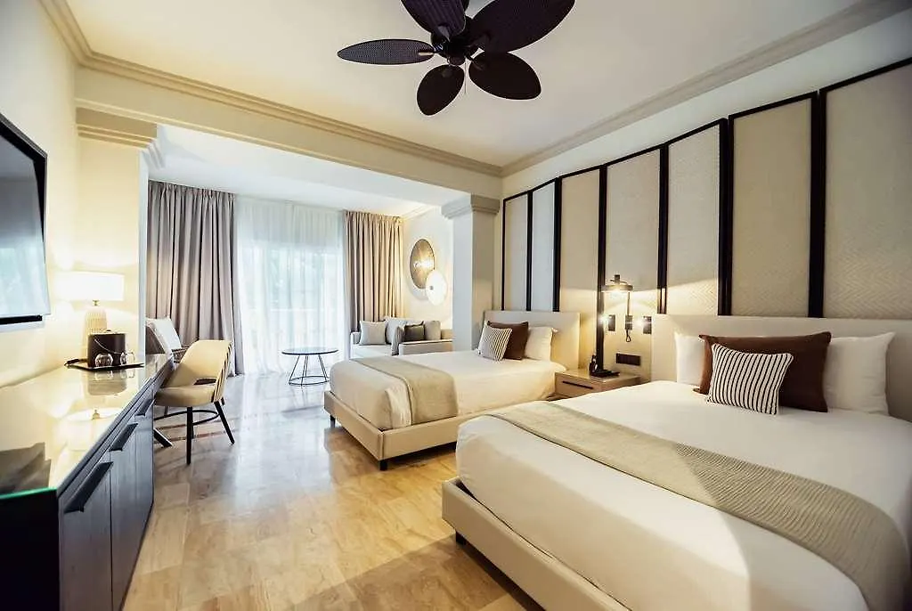 Grand Palladium Jamaica, All Inclusive Resort & Spa Montego Bay Hotel